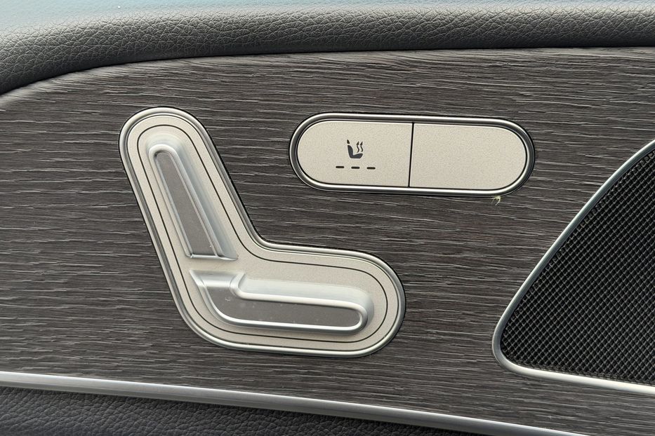 Продам Mercedes-Benz GLE-Class 300 AMG 2021 года в Киеве