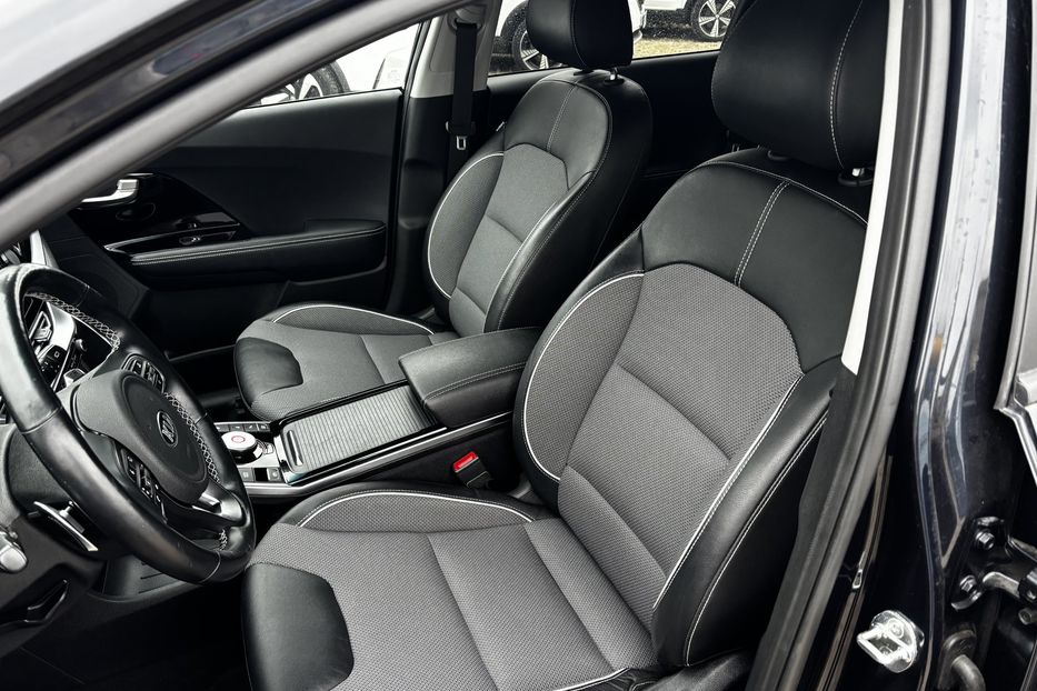 Продам Kia Niro 64 кВт авто у Львові  2021 года в Львове