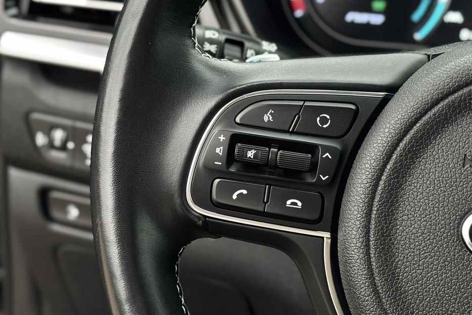 Продам Kia Niro 64 кВт авто у Львові  2021 года в Львове