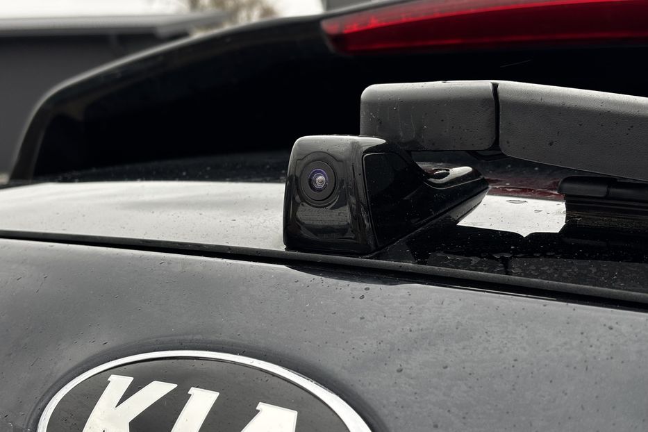 Продам Kia Niro 64 кВт авто у Львові  2021 года в Львове