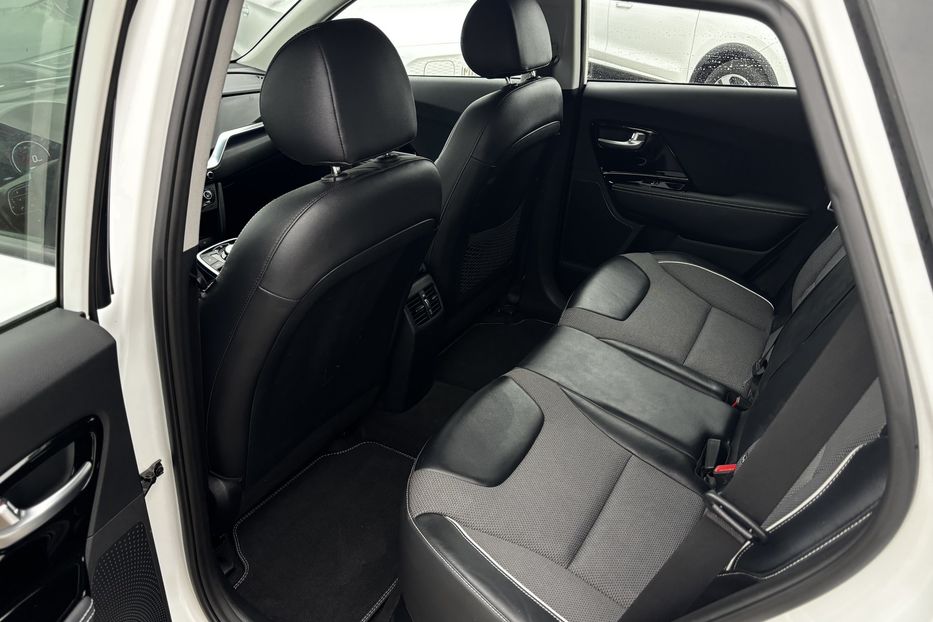 Продам Kia Niro 64кВт.Авто у Львові В 2020 года в Львове