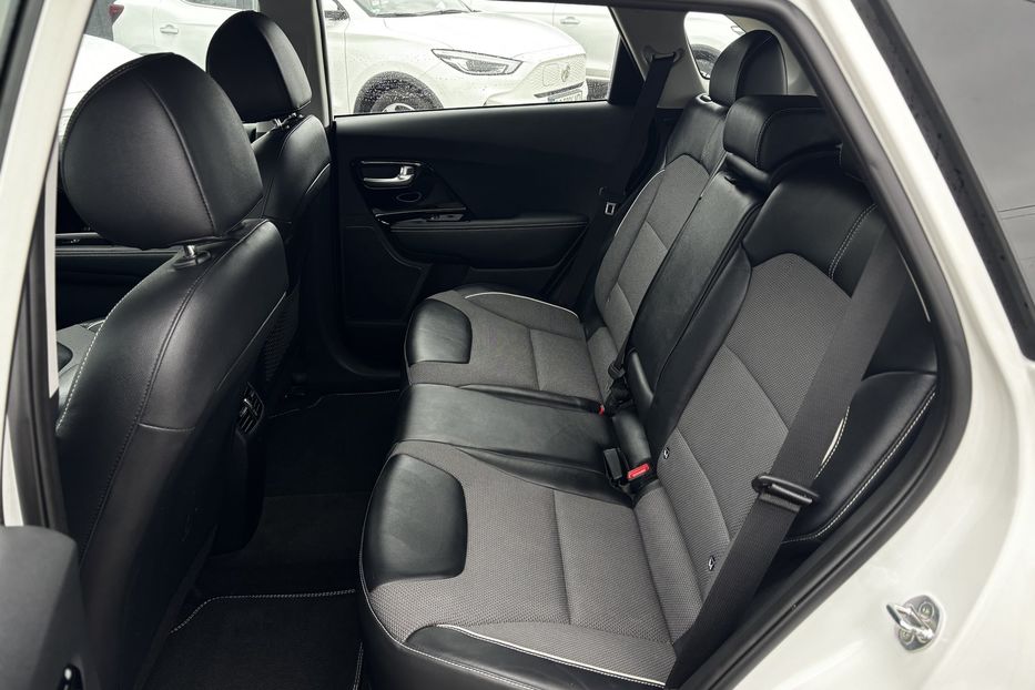 Продам Kia Niro 64кВт.Авто у Львові В 2020 года в Львове