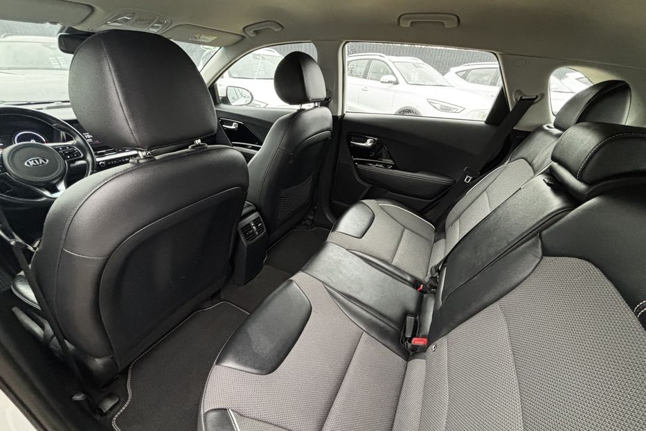 Продам Kia Niro 64кВт.Авто у Львові В 2020 года в Львове