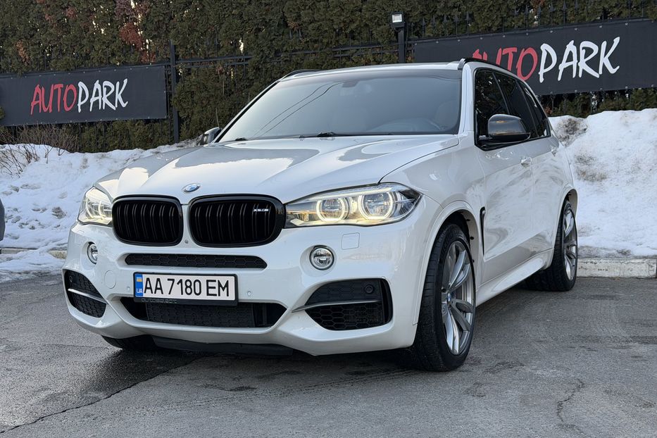 Продам BMW X5 M50d  2013 года в Киеве