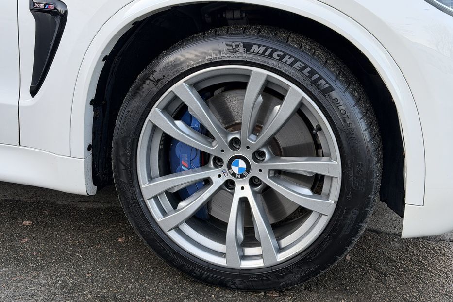 Продам BMW X5 M50d  2013 года в Киеве