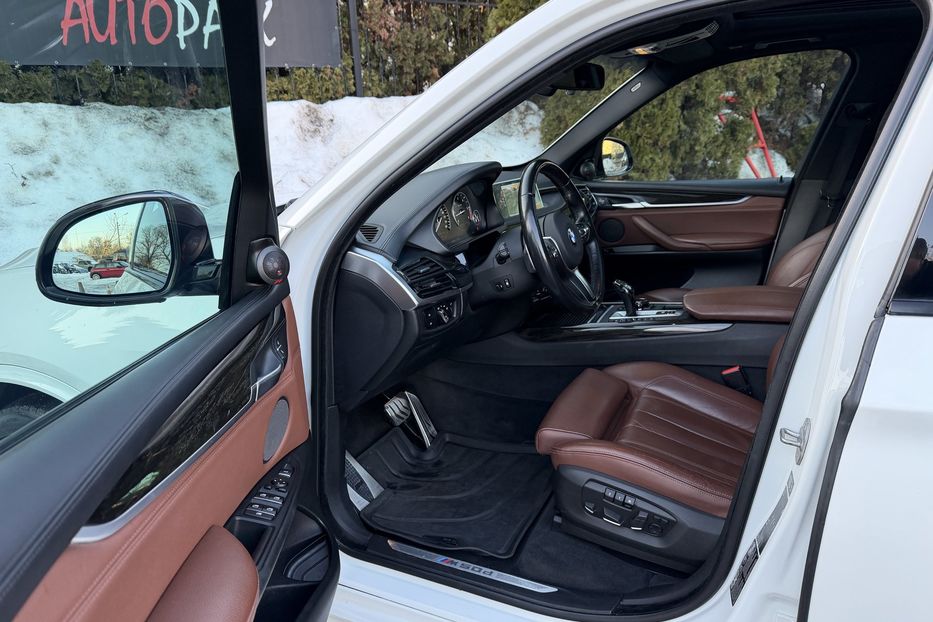 Продам BMW X5 M50d  2013 года в Киеве