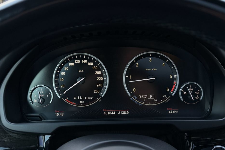 Продам BMW X5 M50d  2013 года в Киеве