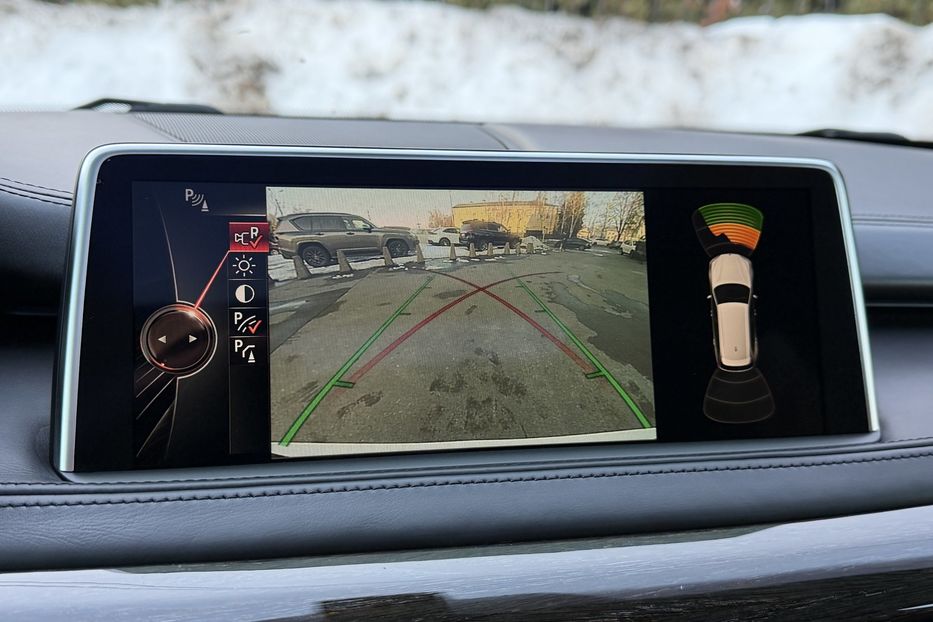 Продам BMW X5 M50d  2013 года в Киеве