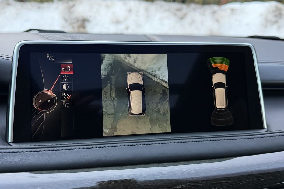 Продам BMW X5 M50d  2013 года в Киеве