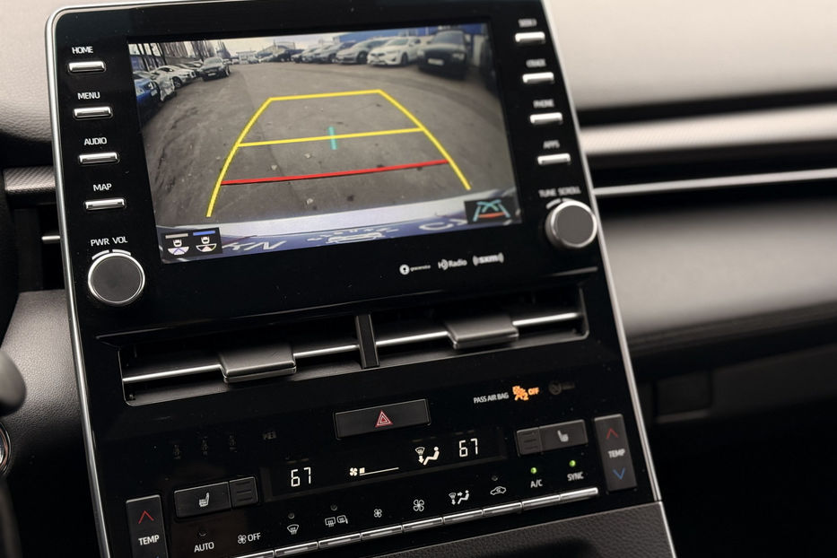 Продам Toyota Avalon 2.5 FHEV CVT (215 к.с.) 2018 года в Киеве