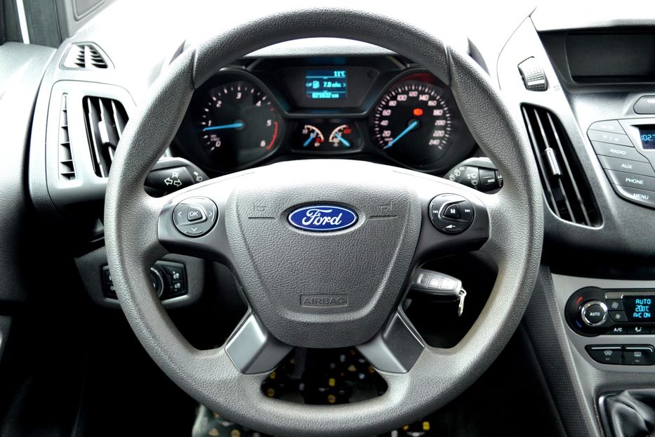 Продам Ford Tourneo Connect пасс. 2017 года в Одессе