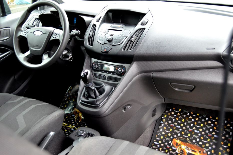 Продам Ford Tourneo Connect пасс. 2017 года в Одессе