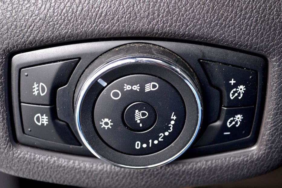 Продам Ford Tourneo Connect пасс. 2017 года в Одессе