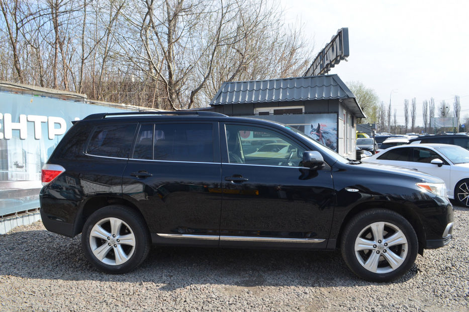 Продам Toyota Highlander 3.5 AT (273 к.с.) AWD • XLE  2012 года в Киеве