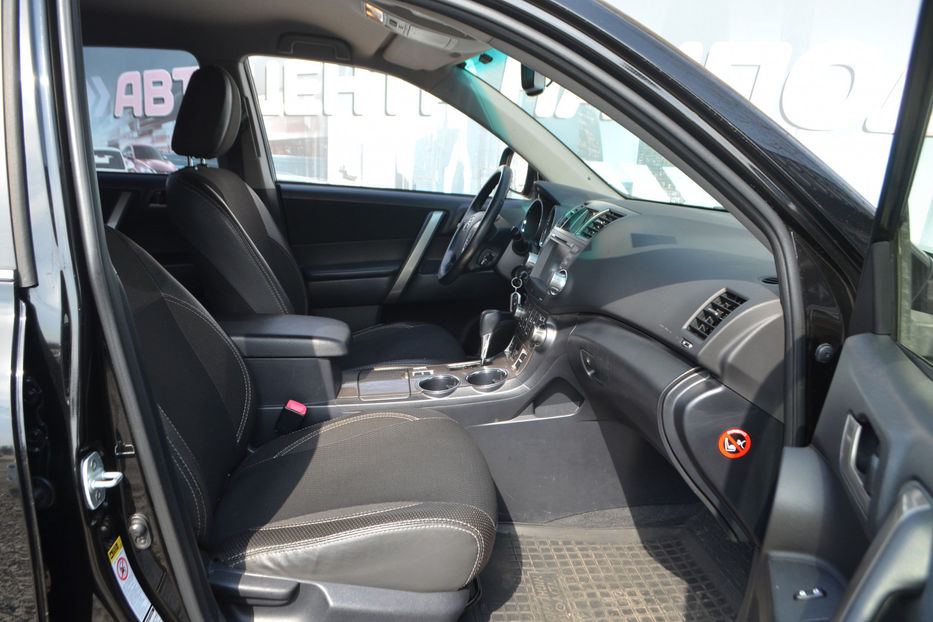 Продам Toyota Highlander 3.5 AT (273 к.с.) AWD • XLE  2012 года в Киеве