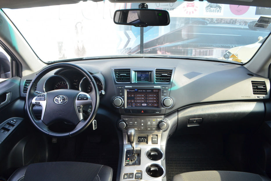 Продам Toyota Highlander 3.5 AT (273 к.с.) AWD • XLE  2012 года в Киеве