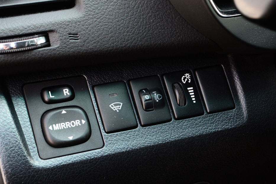 Продам Toyota Highlander 3.5 AT (273 к.с.) AWD • XLE  2012 года в Киеве