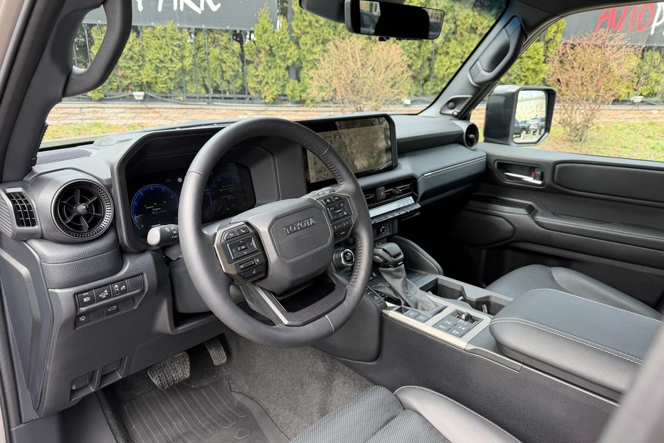 Продам Toyota Land Cruiser Prado 2.4 turbo Premium 2025 года в Киеве