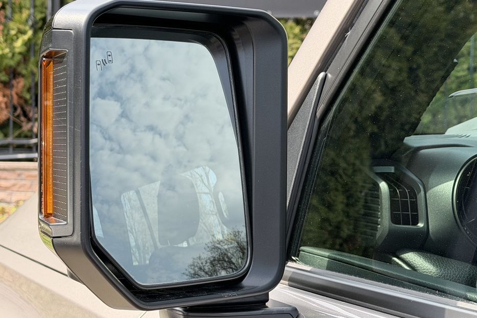 Продам Toyota Land Cruiser Prado 2.4 turbo Premium 2025 года в Киеве