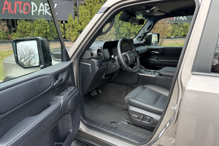 Продам Toyota Land Cruiser Prado 2.4 turbo Premium 2025 года в Киеве