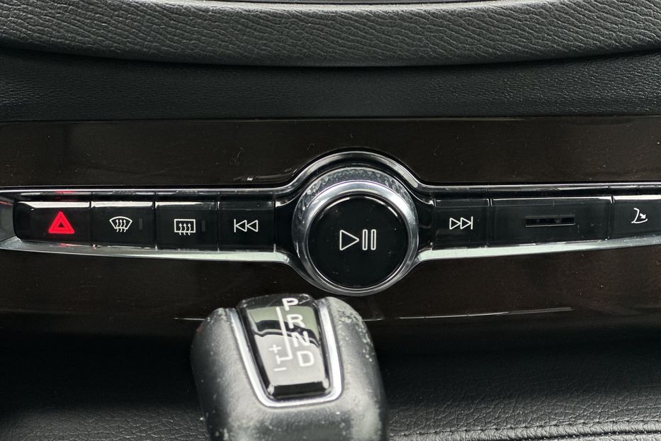 Продам Volvo XC90 2018 года в Луцке