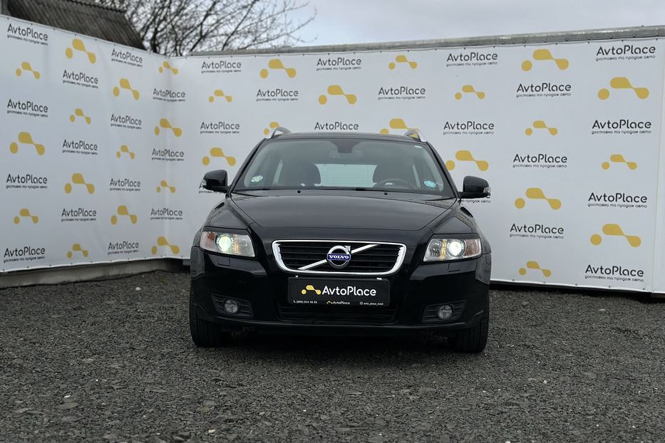 Продам Volvo V50 2011 года в Луцке
