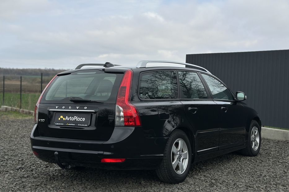 Продам Volvo V50 2011 года в Луцке