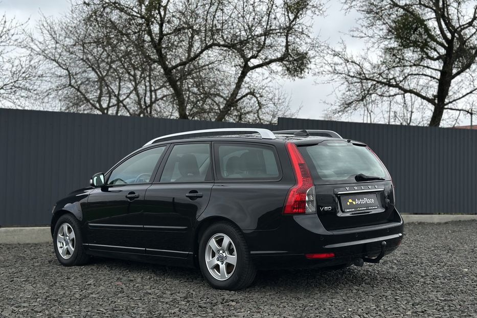 Продам Volvo V50 2011 года в Луцке