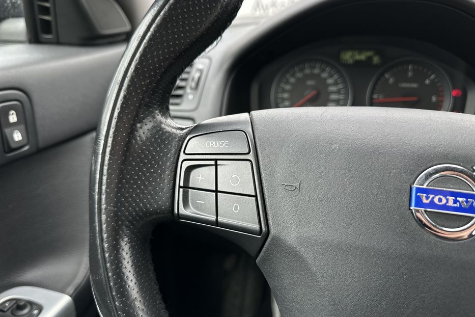 Продам Volvo V50 2011 года в Луцке