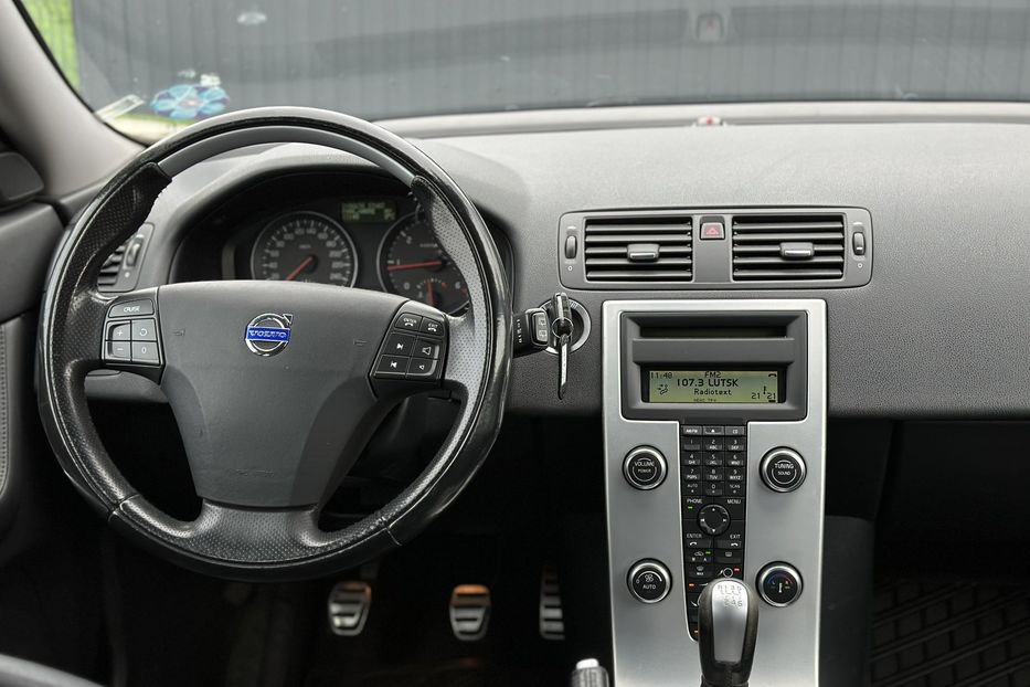 Продам Volvo V50 2011 года в Луцке