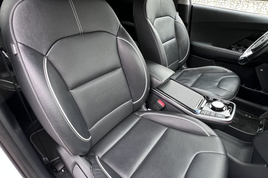 Продам Kia Niro Executive line 2020 года в Тернополе