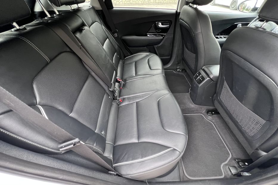 Продам Kia Niro Executive line 2020 года в Тернополе