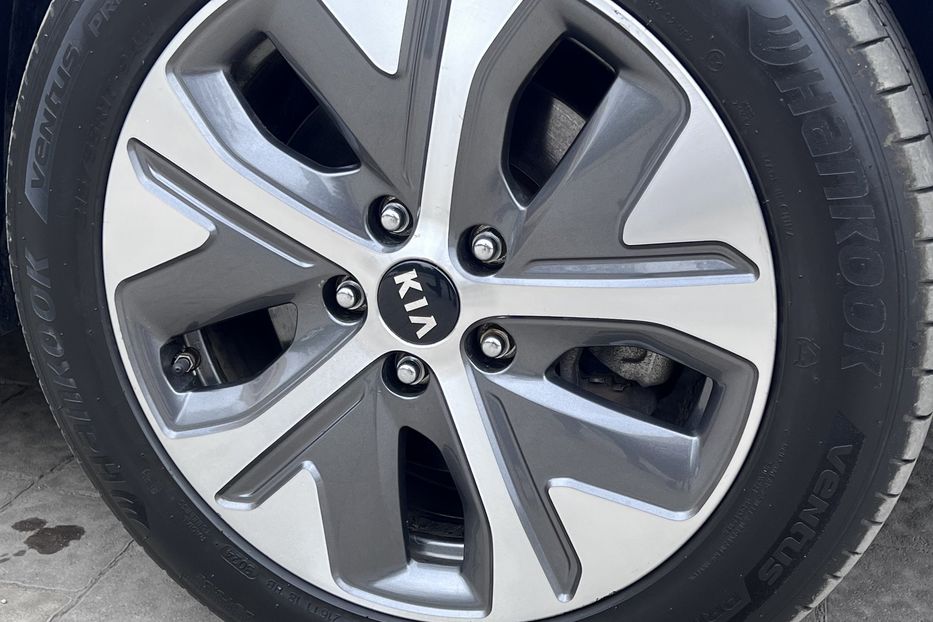 Продам Kia Niro Executive line 2020 года в Тернополе