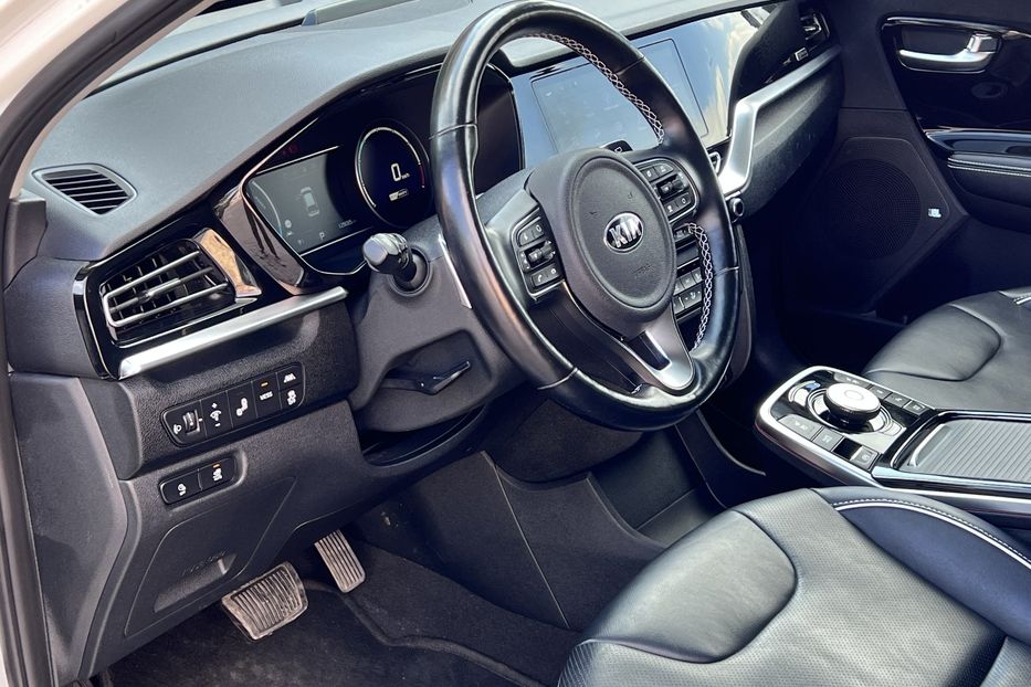 Продам Kia Niro Executive line 2020 года в Тернополе