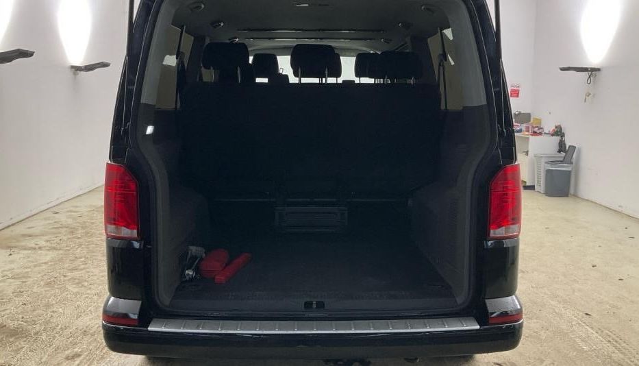 Продам Volkswagen Caravella 2.0 110квт DSG авто в дорозі 2020 года в Львове