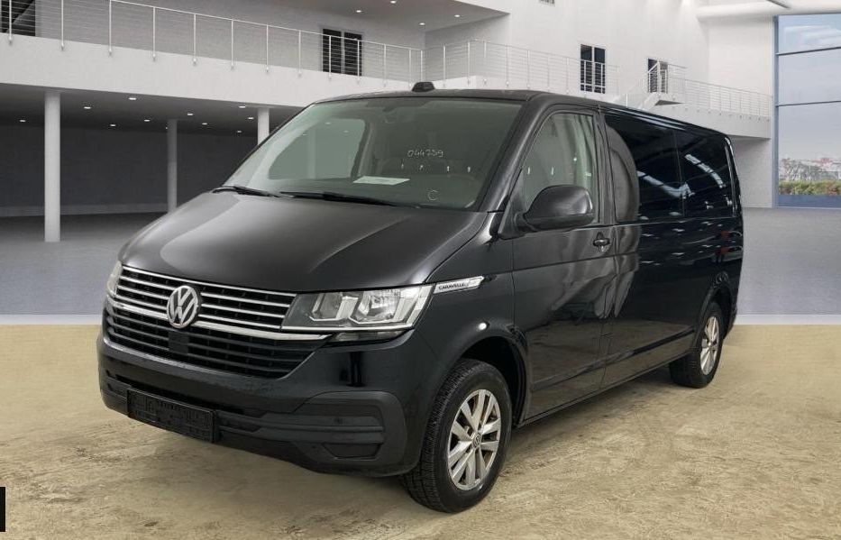 Продам Volkswagen Caravella 2.0 110квт DSG авто в дорозі 2020 года в Львове