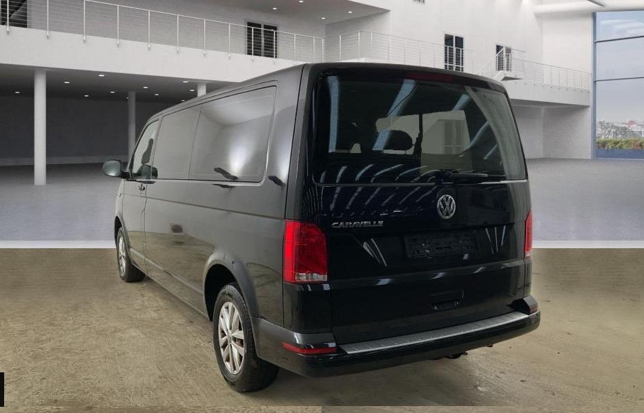 Продам Volkswagen Caravella 2.0 110квт DSG авто в дорозі 2020 года в Львове