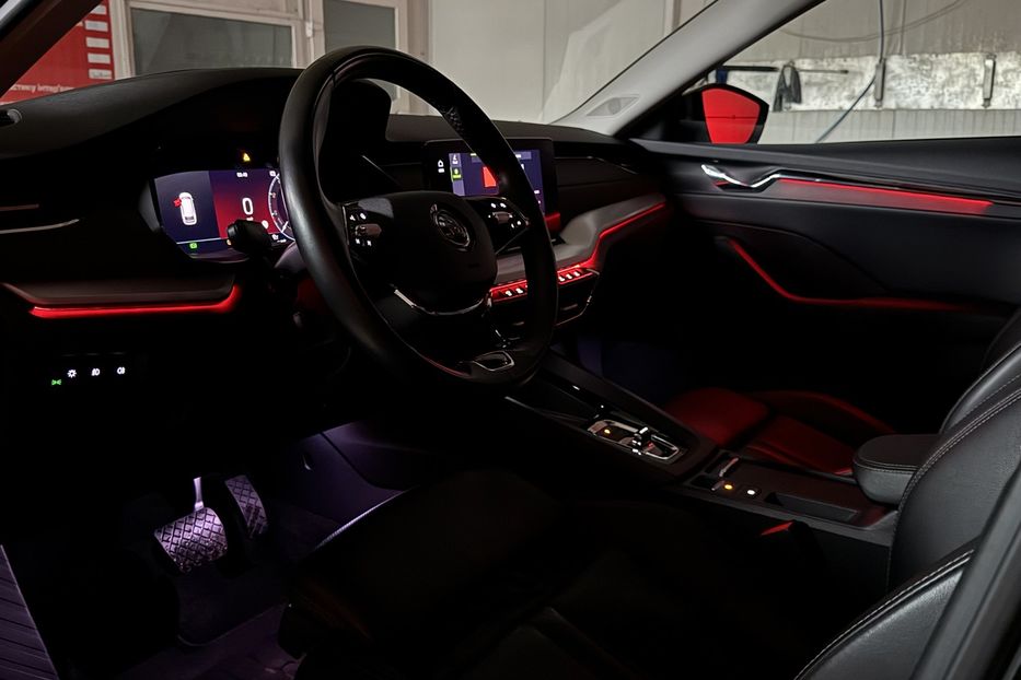 Продам Skoda Octavia А8 2.0 TDI 150 к.с ШКІРА МАСАЖ 2021 года в Львове