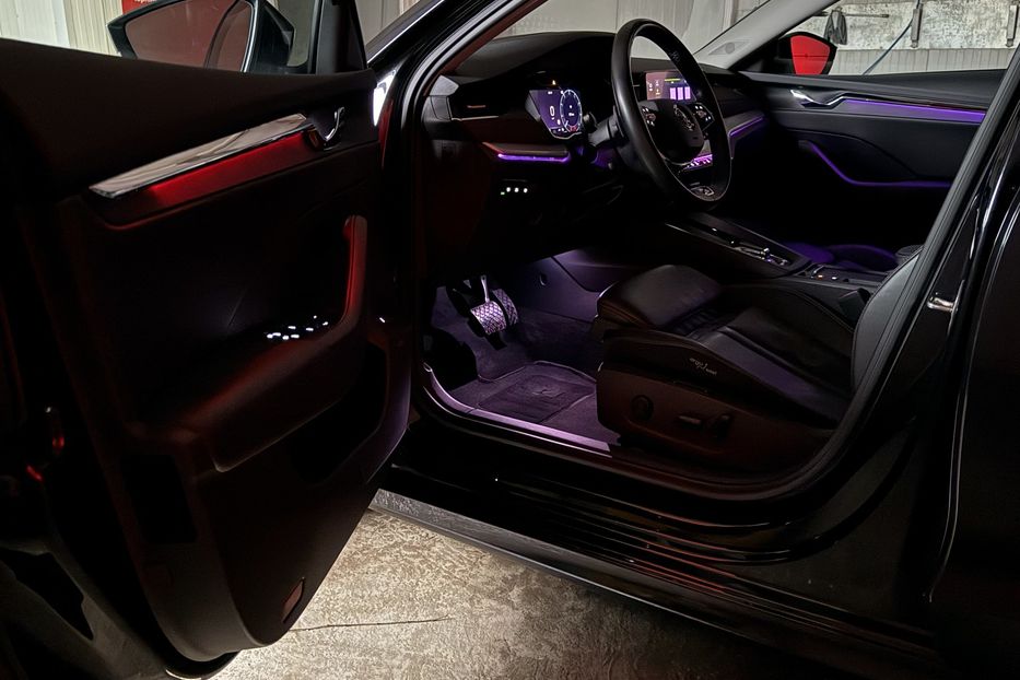 Продам Skoda Octavia А8 2.0 TDI 150 к.с ШКІРА МАСАЖ 2021 года в Львове