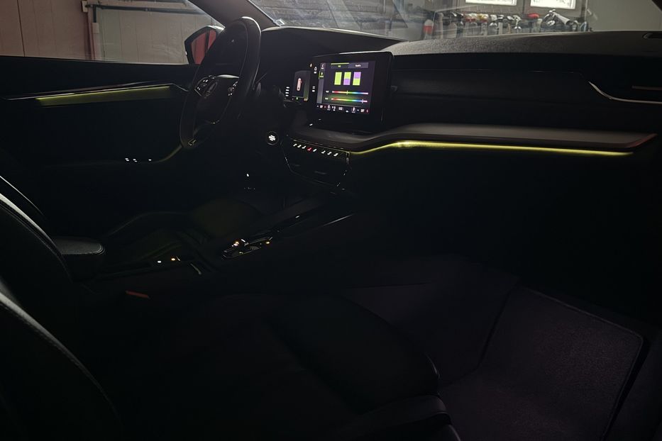 Продам Skoda Octavia А8 2.0 TDI 150 к.с ШКІРА МАСАЖ 2021 года в Львове