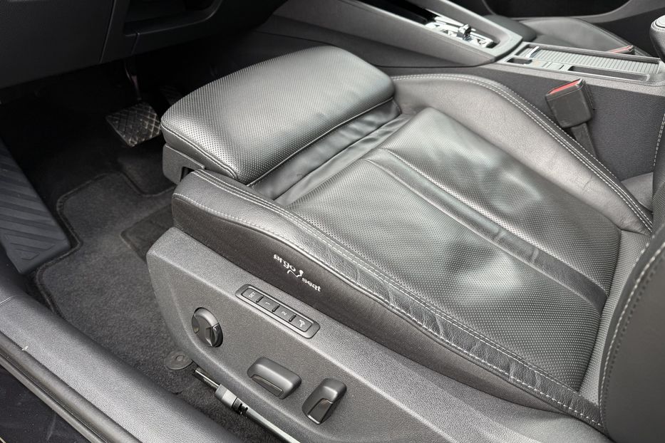 Продам Skoda Octavia А8 2.0 TDI 150 к.с ШКІРА МАСАЖ 2021 года в Львове