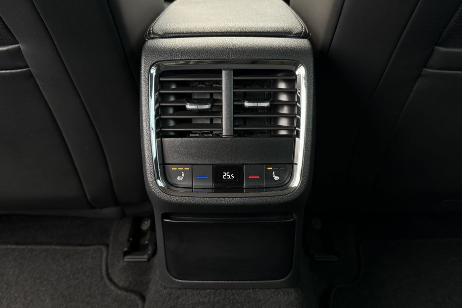 Продам Skoda Octavia А8 2.0 TDI 150 к.с ШКІРА МАСАЖ 2021 года в Львове