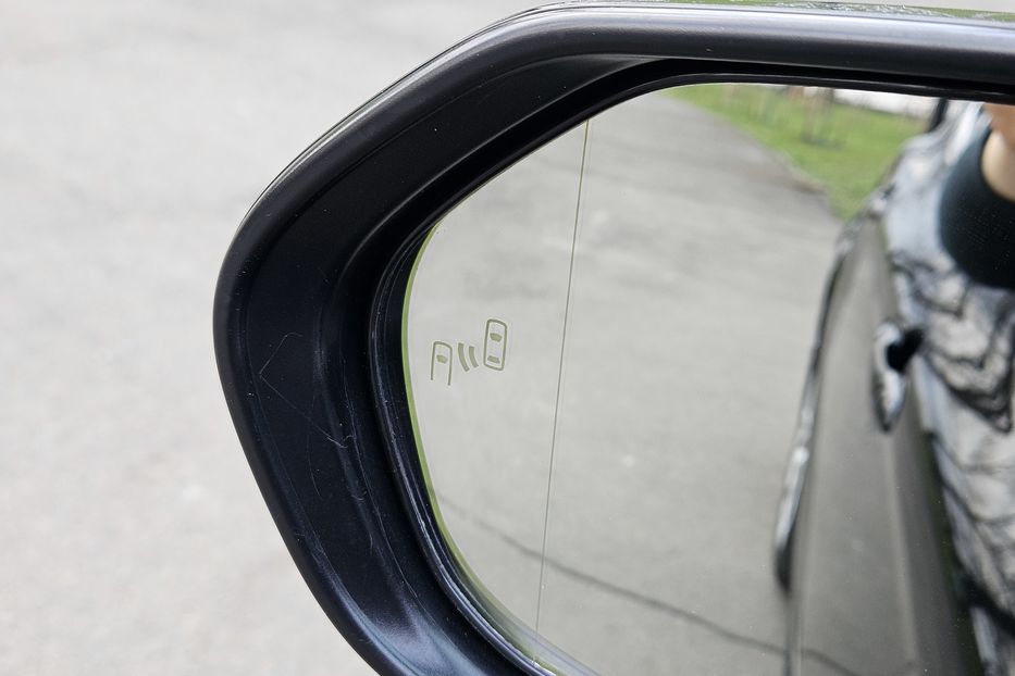 Продам Toyota Camry Hybrid PREMIUM 2019 года в Киеве