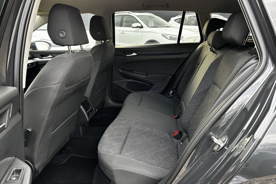 Продам Volkswagen Golf Variant 8 Без підкрасів!!! 2021 года в Львове