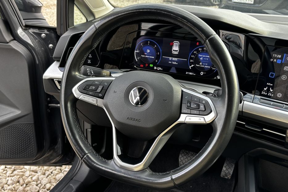 Продам Volkswagen Golf Variant 8 Без підкрасів!!! 2021 года в Львове