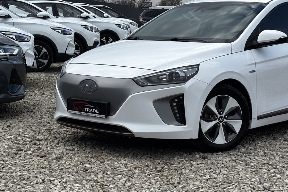 Продам Hyundai Ioniq 28 KW авто у Львові 2017 года в Львове