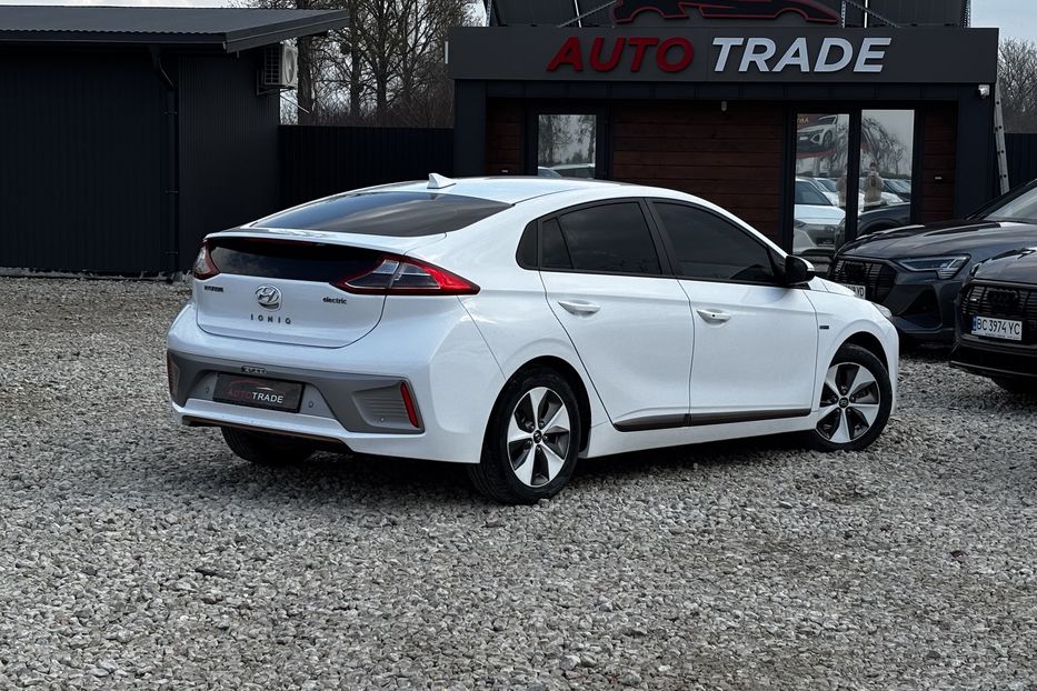 Продам Hyundai Ioniq 28 KW авто у Львові 2017 года в Львове