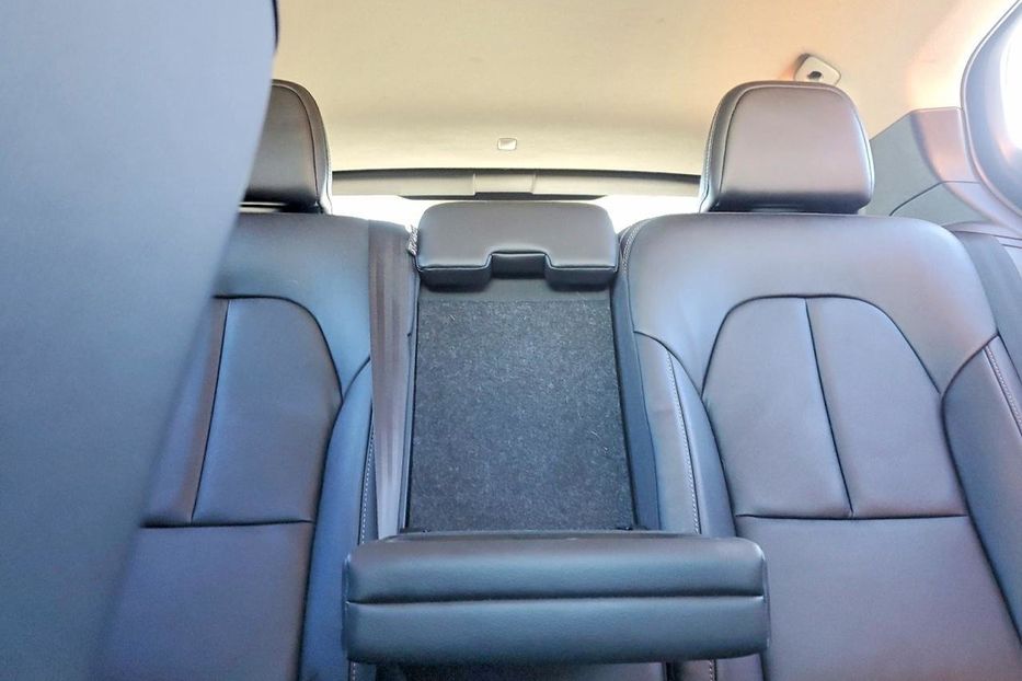 Продам Volvo XC60 XC40, T5 Momentum 2021 года в Киеве