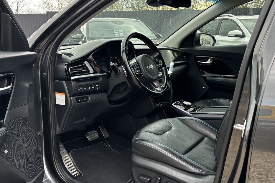 Продам Kia Niro 64 kw PREMIUM авто у Львові А 2021 года в Львове