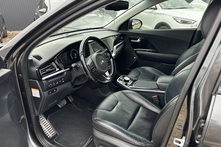 Продам Kia Niro 64 kw PREMIUM авто у Львові А 2021 года в Львове